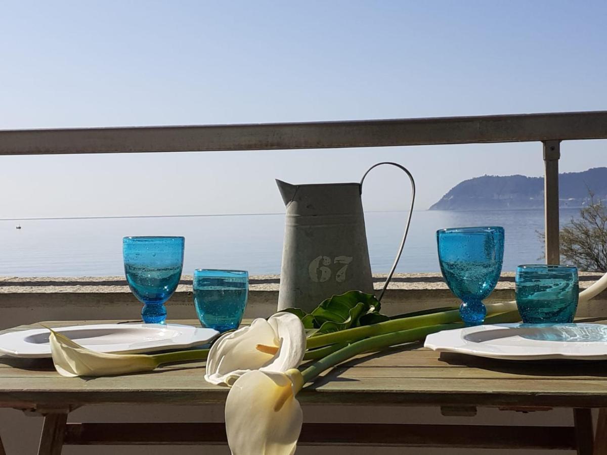 Cadorna Fronte Mare Apartamento Alassio Exterior foto